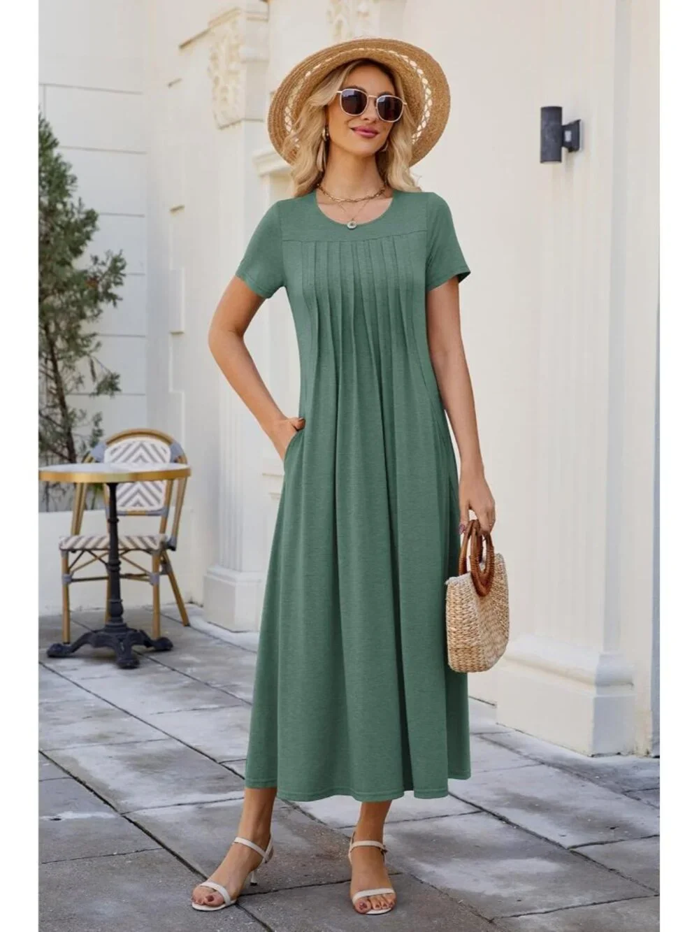 Women's Summer Green Casual Short Sleeve Crewneck Pleated Flowy Beach Maxi Dress - Picture 4 of 6